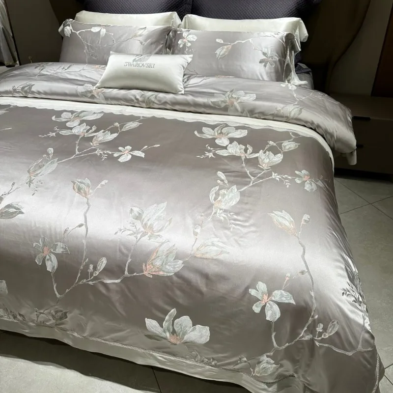 Light luxury high-end heavy silk yarn-dyed jacquard four-piece European-style villa model room quilt cover bed linen bedding