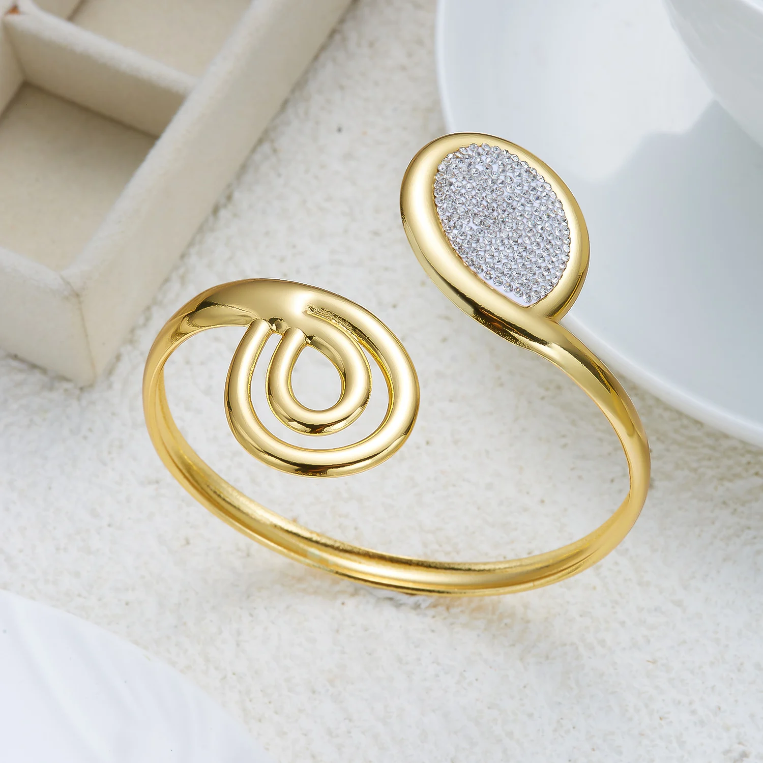 Edelstahl Geometrisches Doppelschichtiges Manschettenarmband für Damen und Herren Trendiges Glänzendes Zirkon-Wassertropfen Offener Armreif Wasserdichter Schmuck – Detail 7