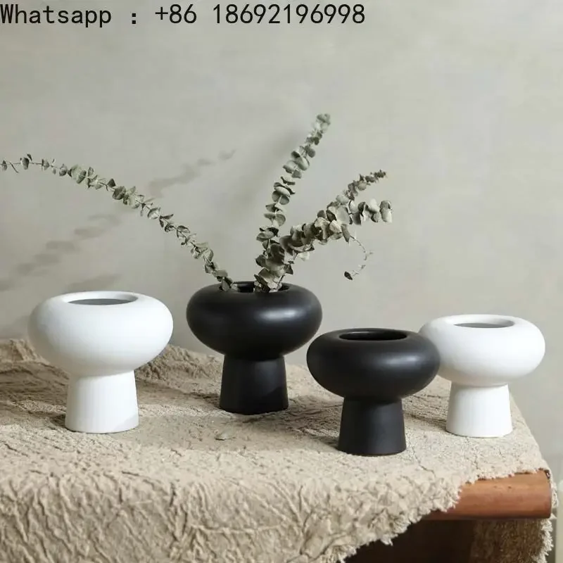 ceramic vase ornament, simple living room home TV cabinet ornament, flower arrangement design black and white flower utensils