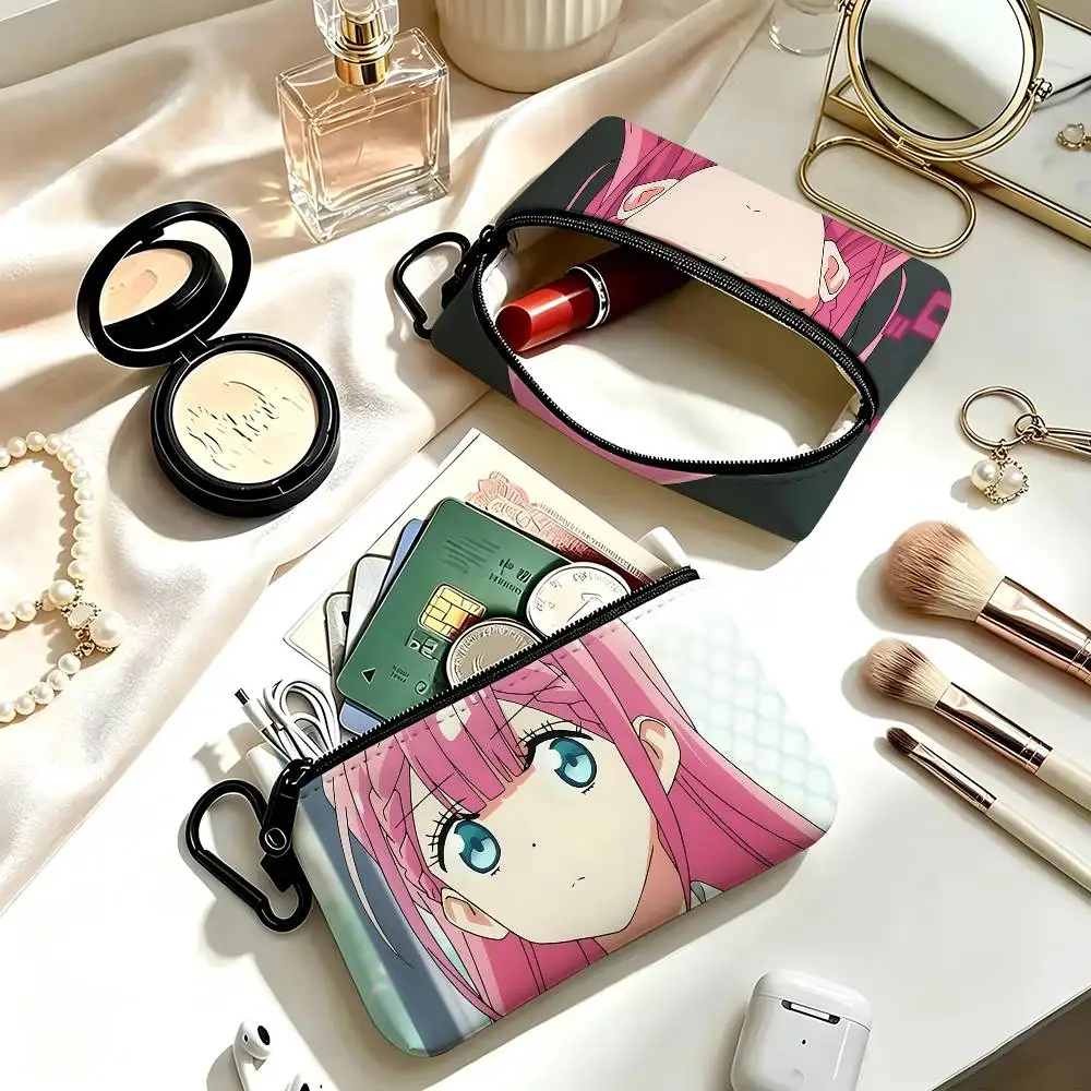 1pc Mafuyu Kirisu Anime Characters Coin Purse With Carabiner Hook Portable Key Card Wallet Small Zipper Storage Pouch