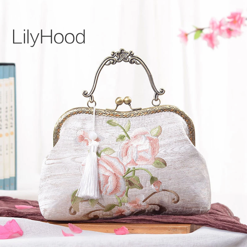 Lady Handmade Fabric Floral Embroidery Vintage Evening Handbag Women Fashion Chinese Traditional Victorian Luxury Messenger Bag