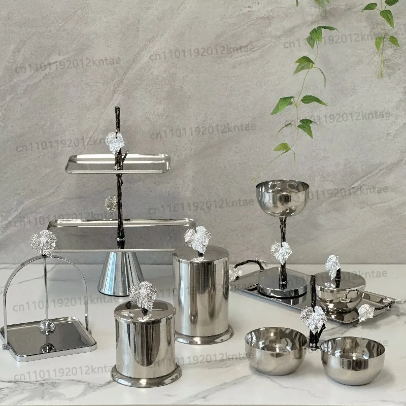 8-teiliges, individuelles Serviertablett-Set aus Edelstahl für Kaffee und Erfrischungen mit elegantem Metallgriff in Maulbeerblattform.