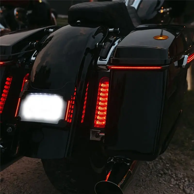 A95E-For Touring Street Road Glide CVO Saddlebag Side Rear Fender Lamp LED Turn Signal Filler Light Motorcycle Silver