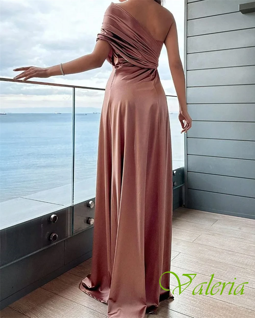 Customized Modern Satin One Shoulder Evening Dress Exquisite Front Slit Prom Dress Fashion Sweep Train Special Occasion Gowns