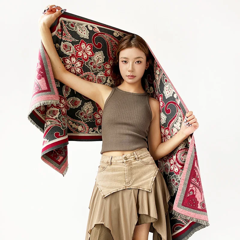 

Scarf in autumn and winter European and American cashew flowers versatile shawls fashionable jacquard cloak scarf for women