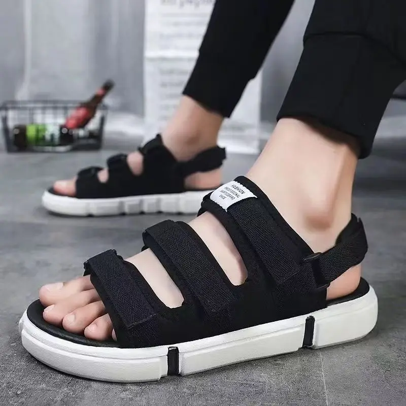 

Летние мужские дышащие парусиновые сандалии 2025 года – это модные, универсальные, удобные, легкие и повседневные сандалии для покупок.