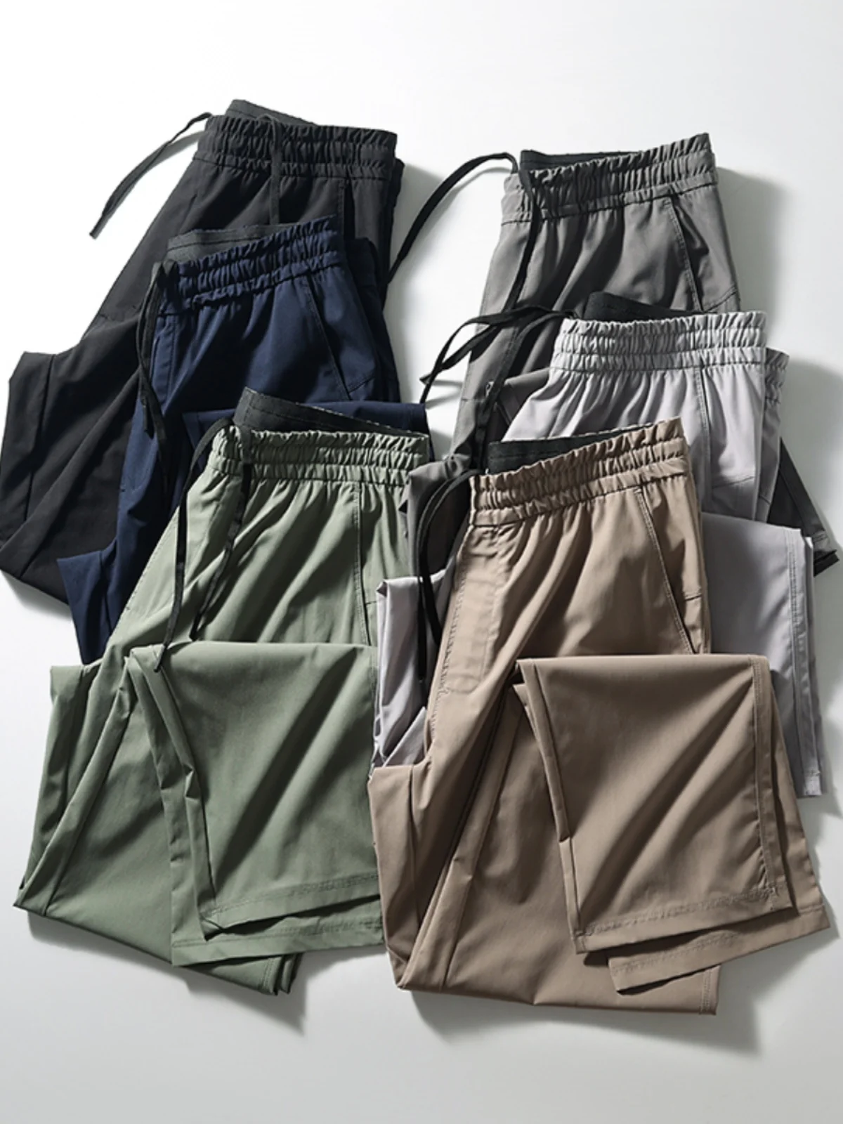 

Легкие мужские летние брюки из технологичной ткани: тонкие, быстросохнущие, дышащие, водоотталкивающие, модные, прямого кроя