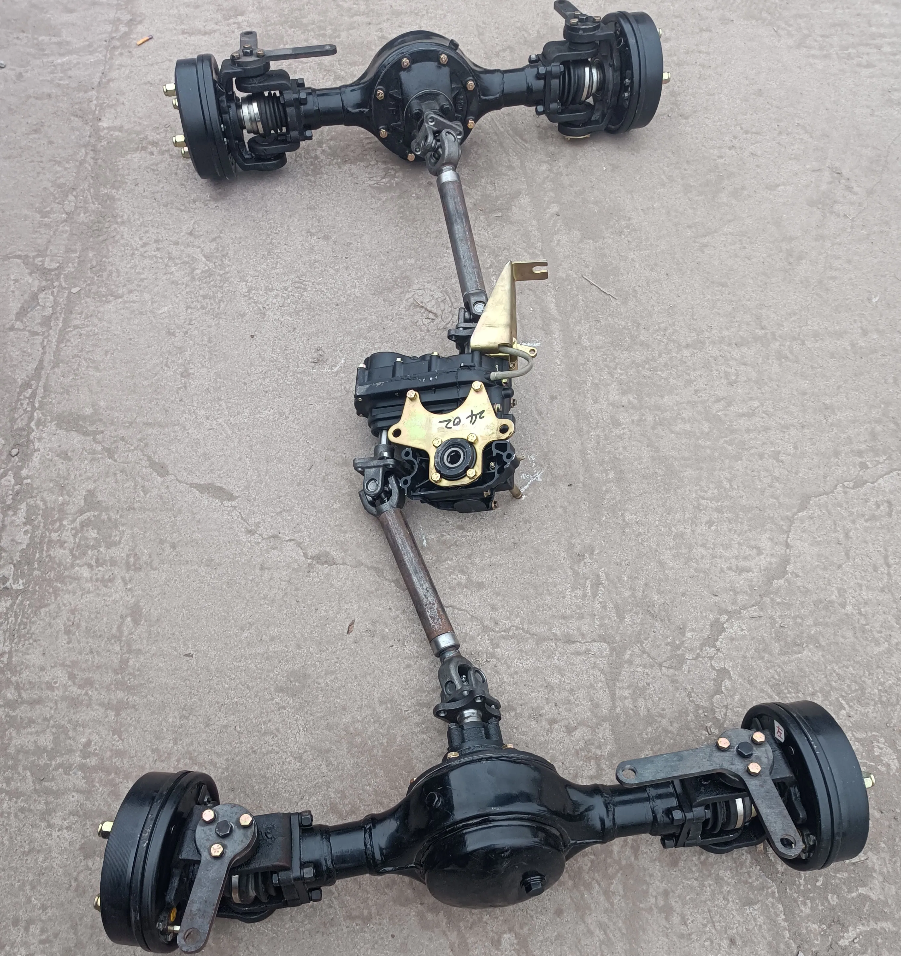 4wd gasoline engine drive transmission chassis