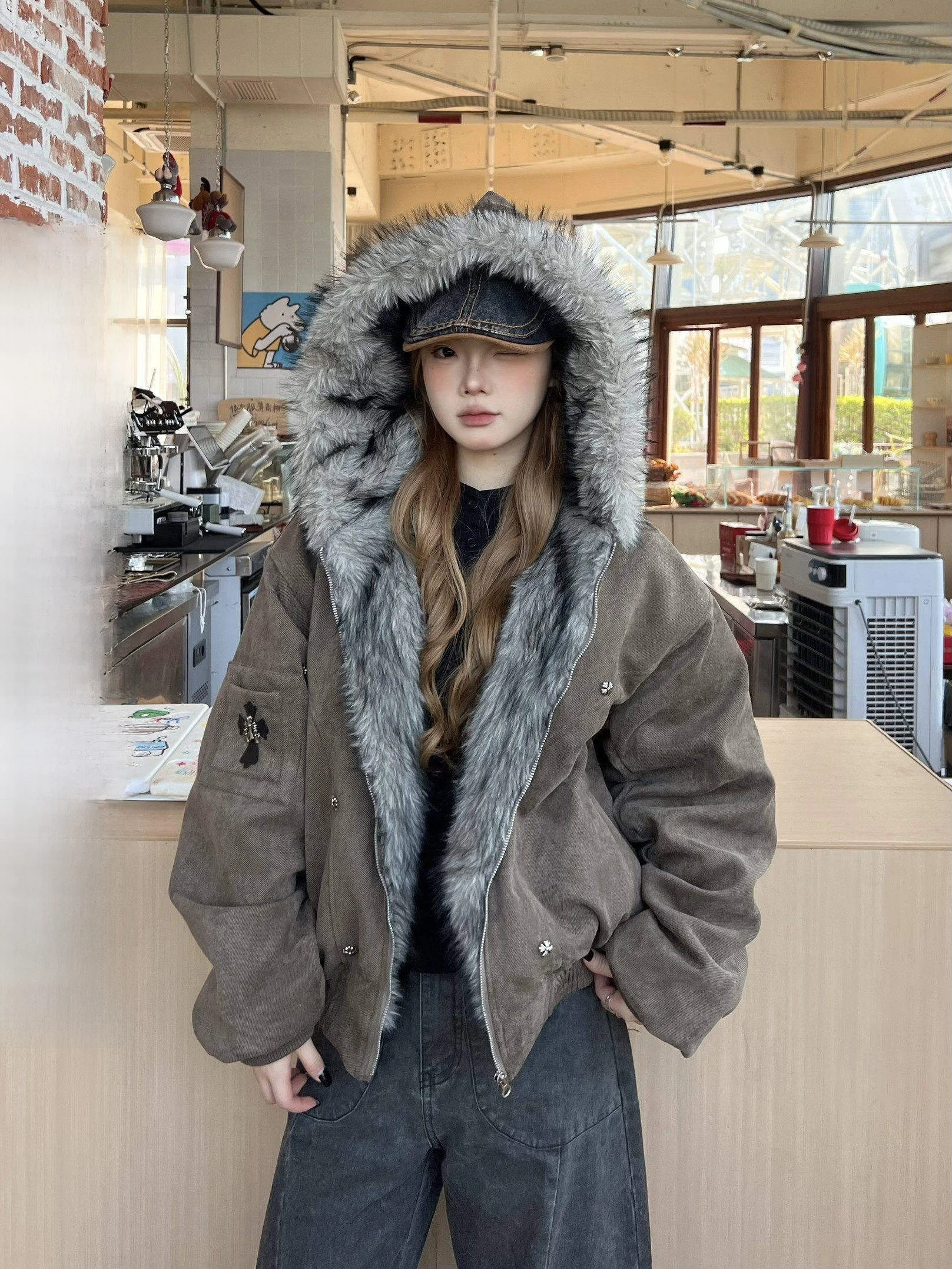 

XFX Американская ретро-куртка из утолщенного хлопка с капюшоном, женская, осенне-зимняя, уличный стиль, Cleanfit, модный топ с длинными рукавами на молнии