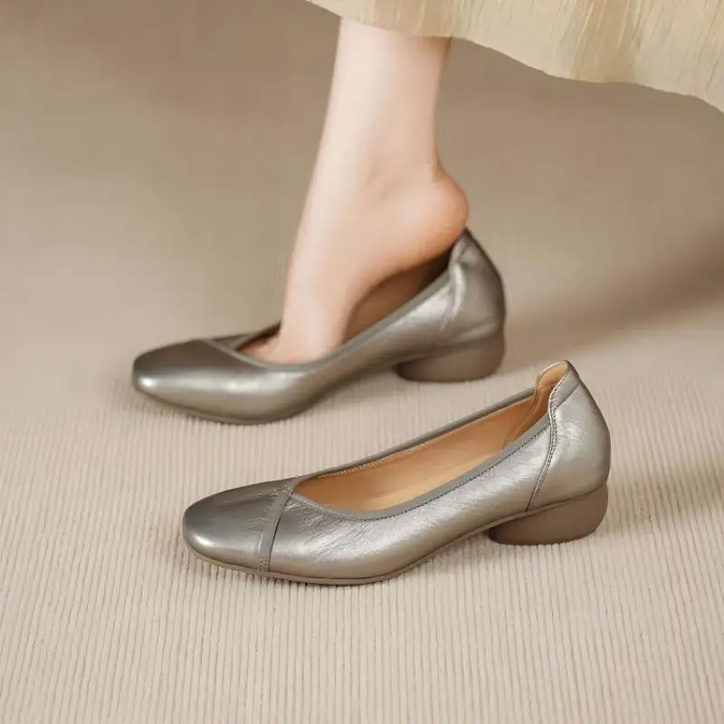Women's Soft Leather Flats Square Toe Slip-On Comfortable Low Heel Soft Sole Lightweight Casual Mother's Shoes for Daily Walking image 3