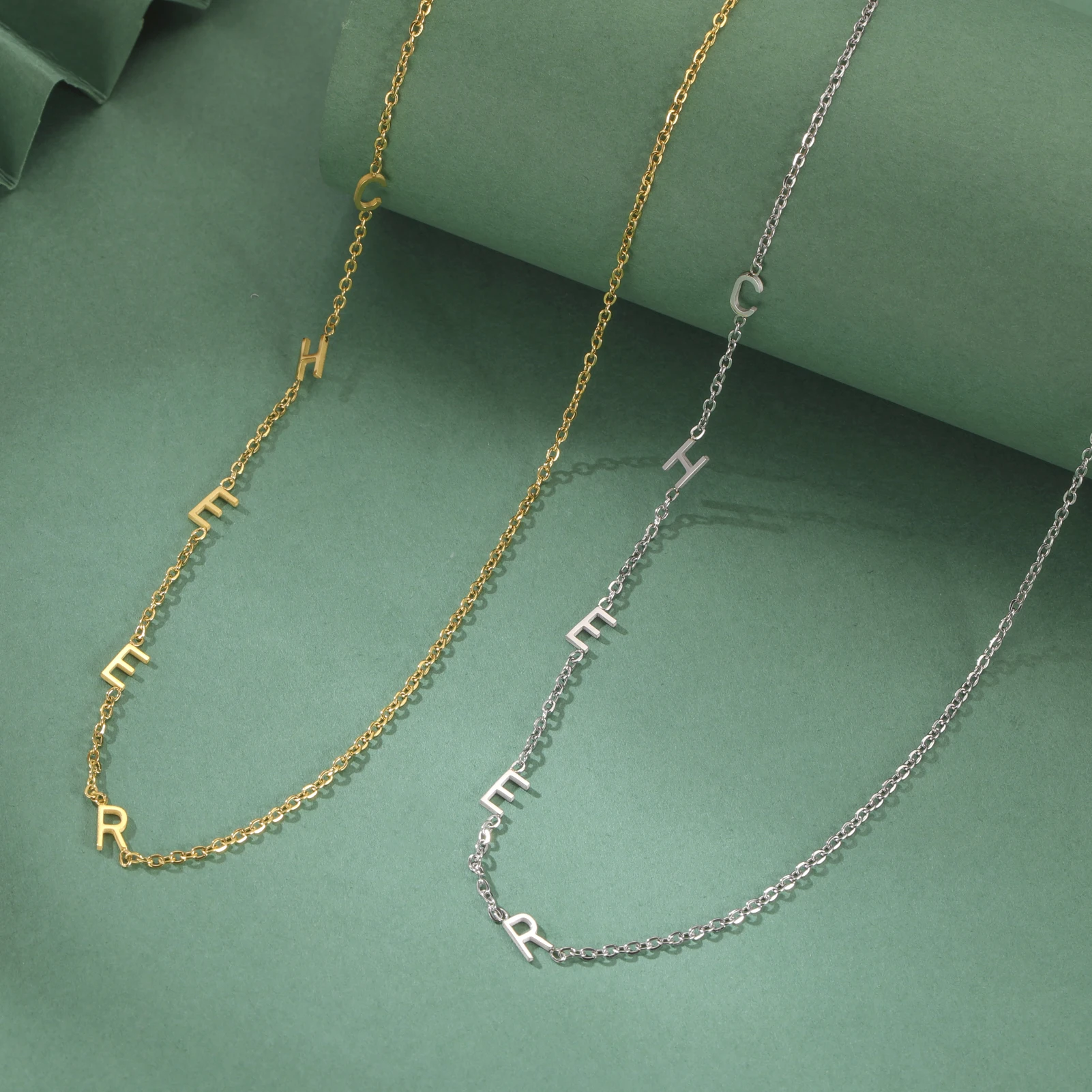 Personalisierte Initialen-Halsketten für Frauen, Edelstahl A-Z Alphabet, personalisierter Schmuck, Geschenk zum Muttertag – Detail 17