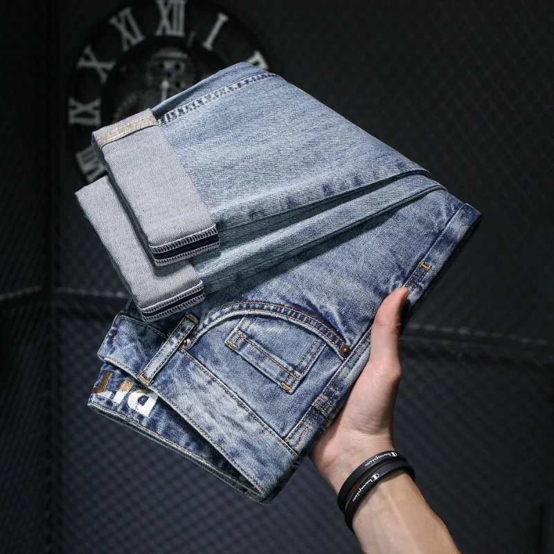 Letter Printed Washed Jeans Men's High-End Light Blue Stretch 2024 Fashion Men's Slim-Fitting Small Straight Trousers