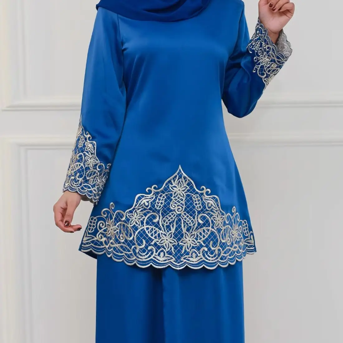 

2 Pieces Set Muslim Women Long Sleeve Embroidered Tops Maxi Skirt Dubai Turkey Abaya Outfit Kaftan Islamic Dress Modest Clothing
