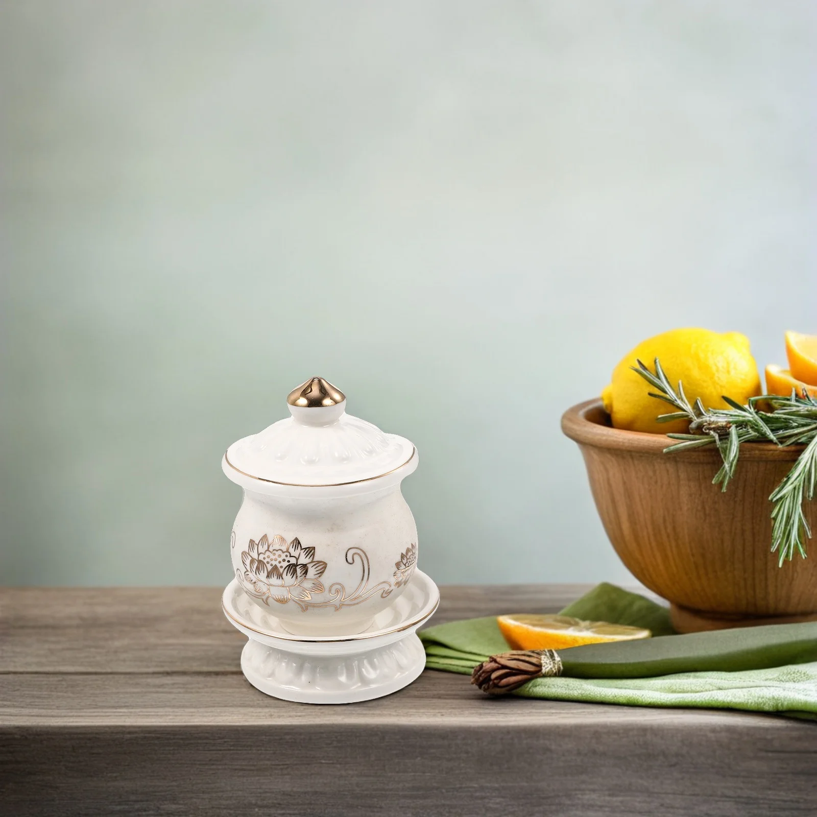 

2Pcs Buddhist Water Cup Exquisite Porcelain Offering Cup for Meditation Buddha Hall Home Temple Use Ritual Decoration Accessory