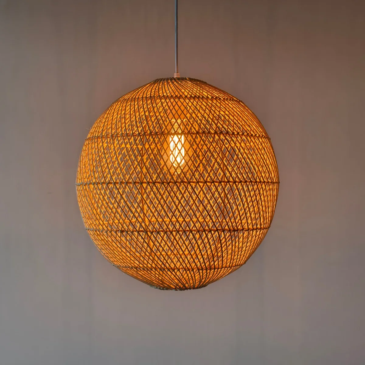 

Japanese Rattan Lantern Pendant Lamps 40cm Hand-Woven Hanging Light Retro E26/E27 Chandeliers for Living Room Bedroom Restaurant