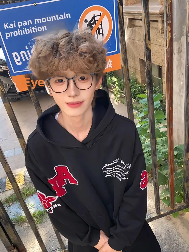 

American Style Letter Embroidery Hoodie Men Early Autumn Casual Loose Outerwear Youth Trendy Brand Couple Tops Polyester Fiber