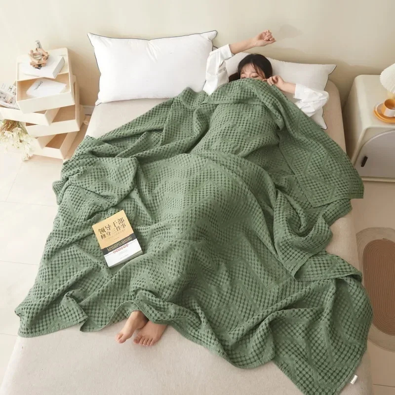 Soft Waffle Knit Throw Blanket Lightweight Breathable Air Conditioning Blanket Sofa Bed Decor Travel Nap Cover Blanket