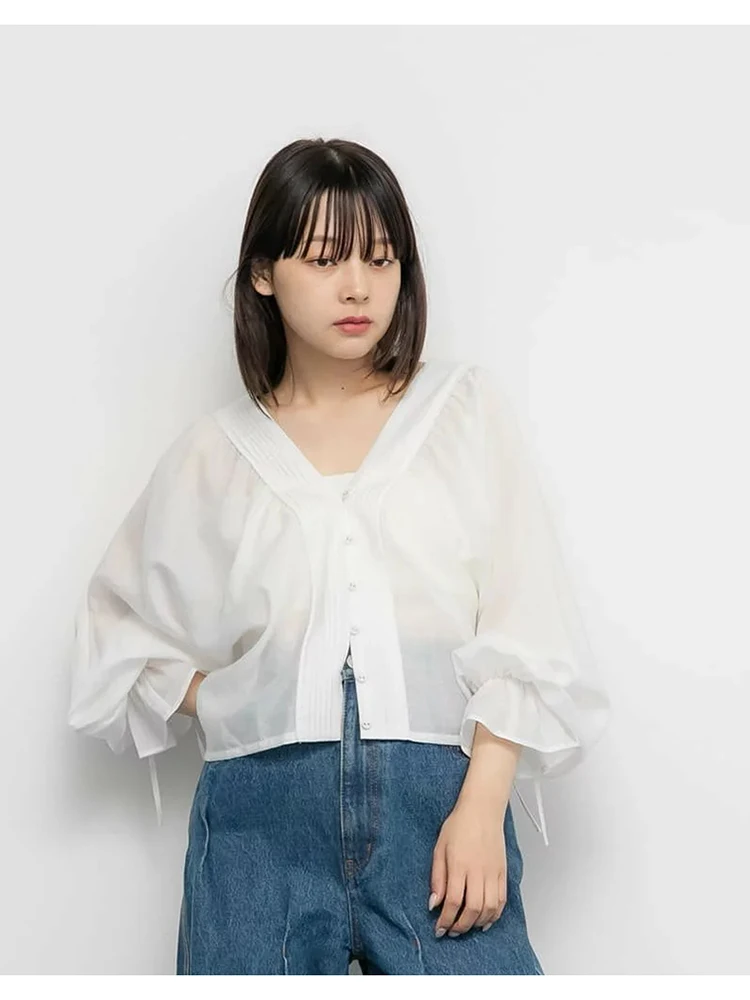 

Retro Style Women's Loose Fit Shirt Lantern Sleeve Short Length Carple Pleat Design Slimming Top Casual Wear V-Neck Long Sleeve