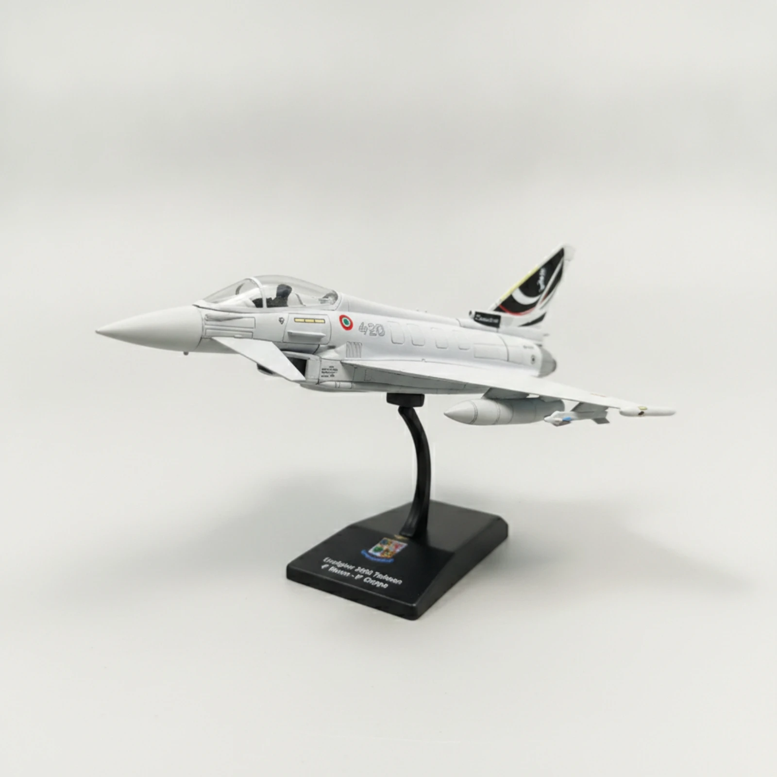 Modèle d'avion moulé sous pression avec base, modèle d'avion pré-assemblé avec support, peint, robuste, pour les passionnés d'aviation, pour le bureau