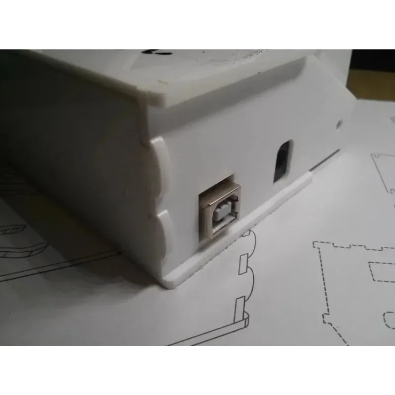 Picture 7: BOX version Plotlock robotic arm small base clock kit, installed and debugged, ready to be made with Arduino after power on