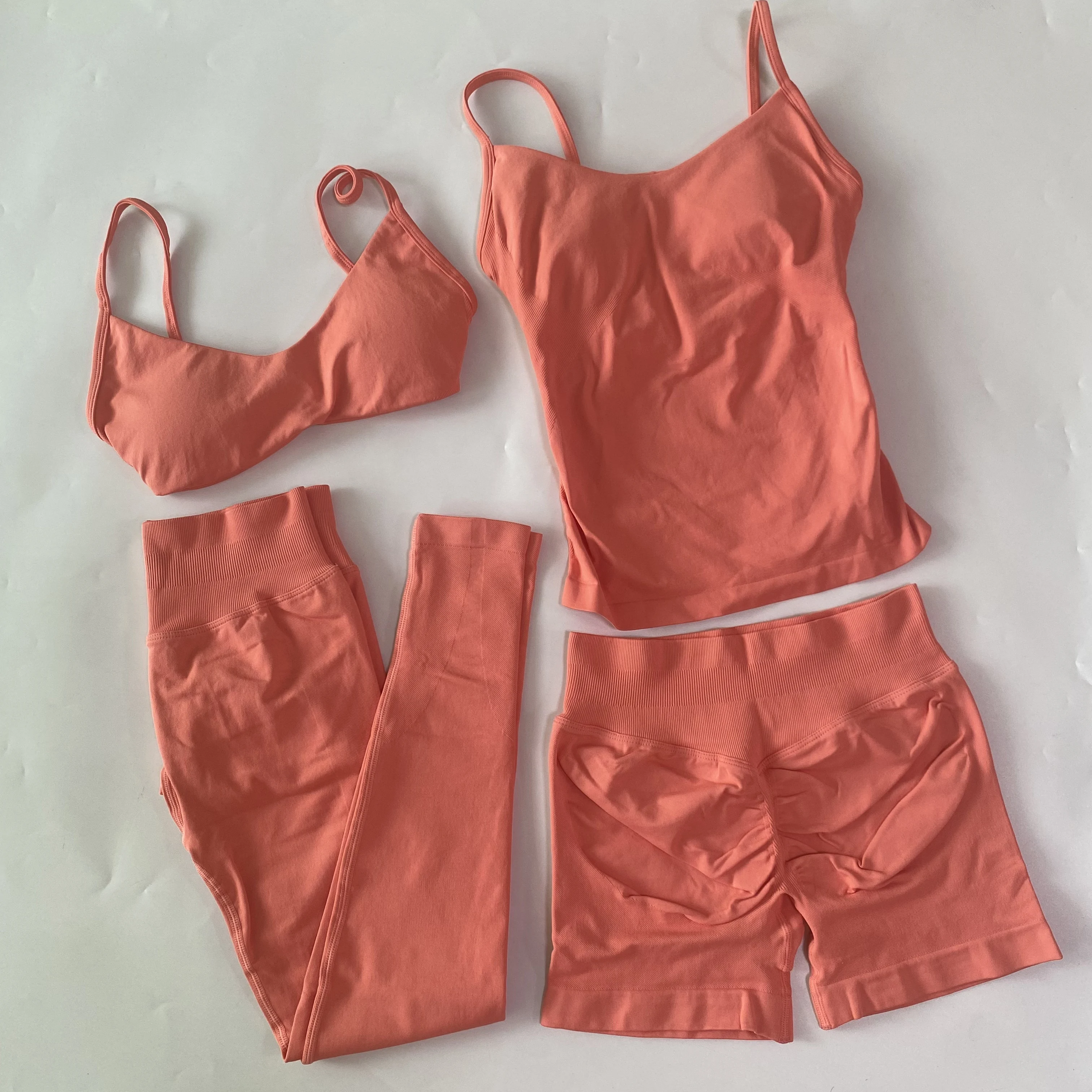 4-teiliges Workout-Set für Damen, Top mit Rundhalsausschnitt, Sport-BH, Fitness-Shorts mit hoher Taille, Yoga-Leggings, Gym-Set, Outfits, Sportbekleidung – Detail 9