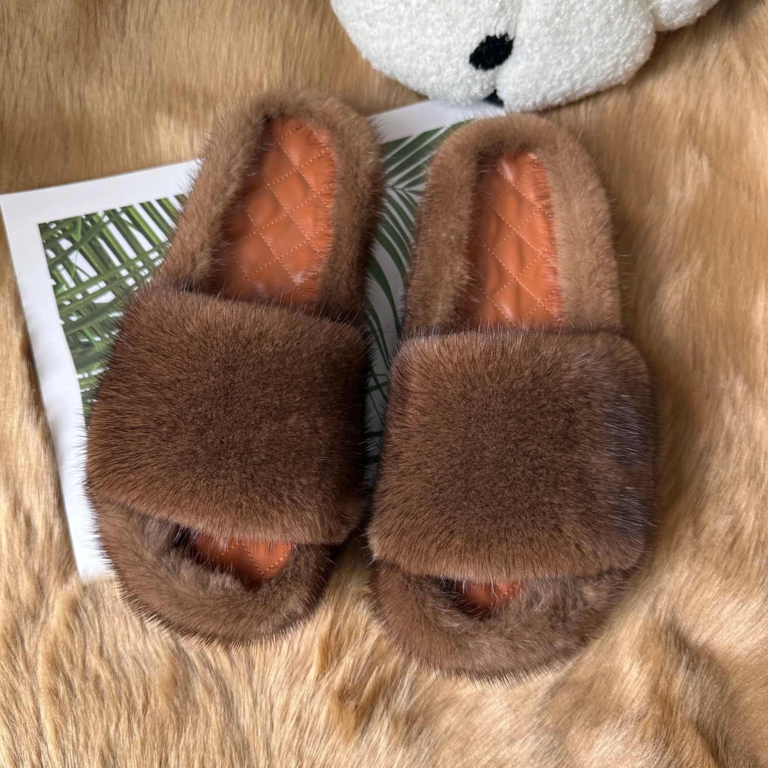 Dicke, warme Hausschuhe aus echtem Nerzfell für Damen, flauschige Pantoffeln, luxuriöse, warme Plüschfell-Schuhe für den Winter. – Detail 1