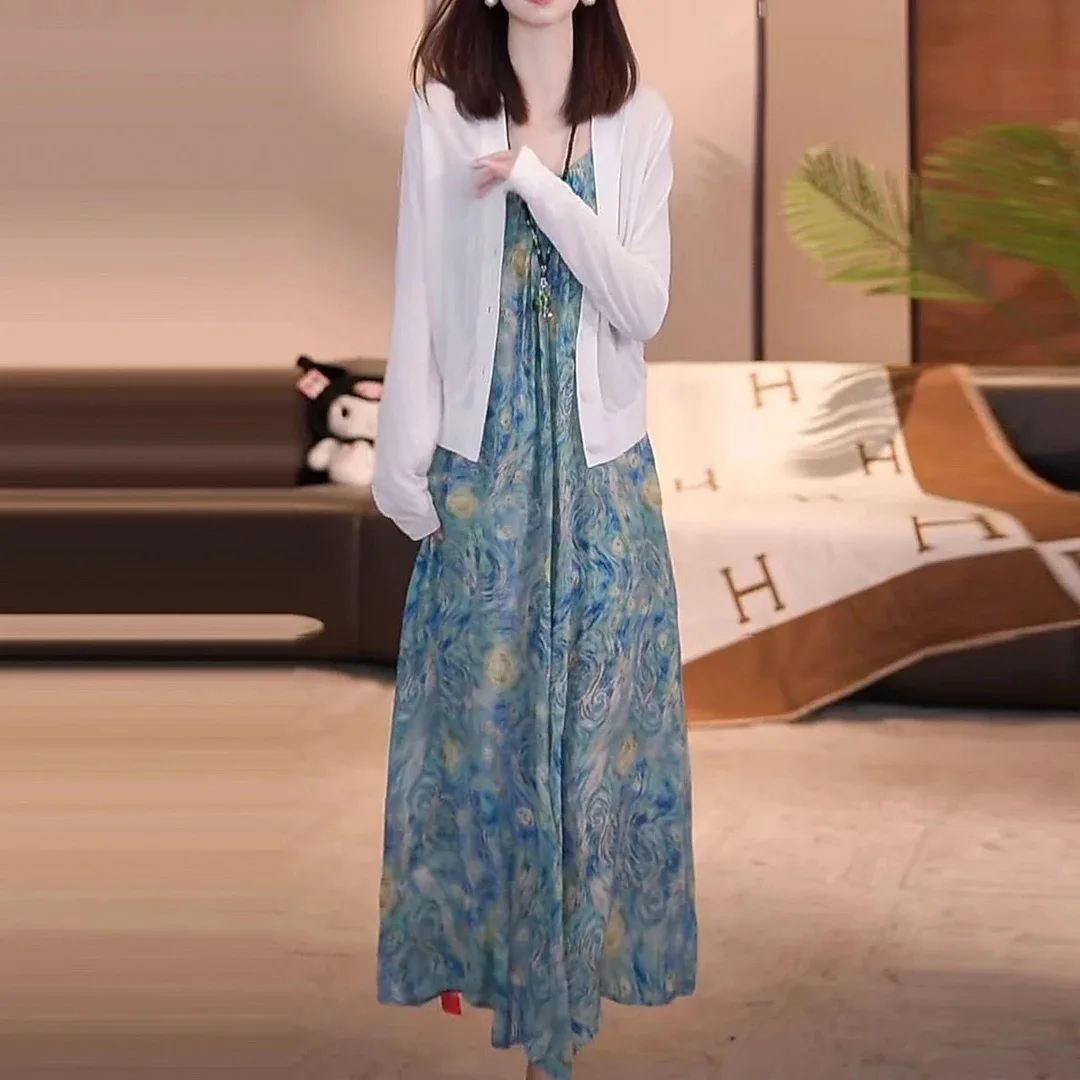 ชุดเดรสแขนกุดสำหรับผู้หญิง งานรับปริญญา ฤดูร้อน แต่งลายปัก งานปักมือ จับจีบ ระบาย สม็อค ผ้าดริลล์ สไตล์สไปซี่