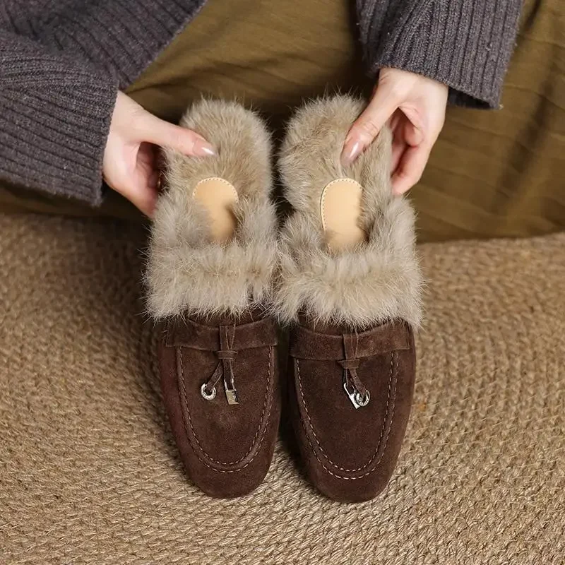 

Women's Real Fur Slippers Winter Outdoor Fashionable Semi-Slippers Rabbit Fur Leather Sheep Nubuck Low Heel Rubber Sole
