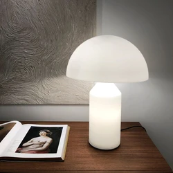 Lâmpada De Mesa De Vidro Lâmpadas De Cogumelo Branco Moderno Criativo Metal Design Cabeceira Iluminação Interior LED Luz De Mesa Decoração De Casa Luzes