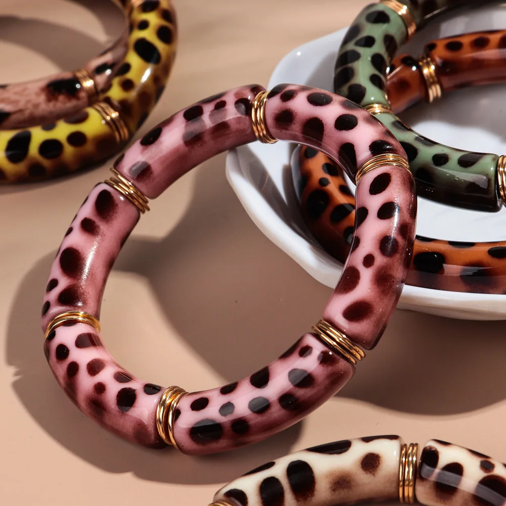 Vintage Acryl Leopard Elastische Gebogene Rohr Perlen Armbänder Neue Stretch Dicken Armreif frauen Mode Schmuck Geschenke – Detail 6