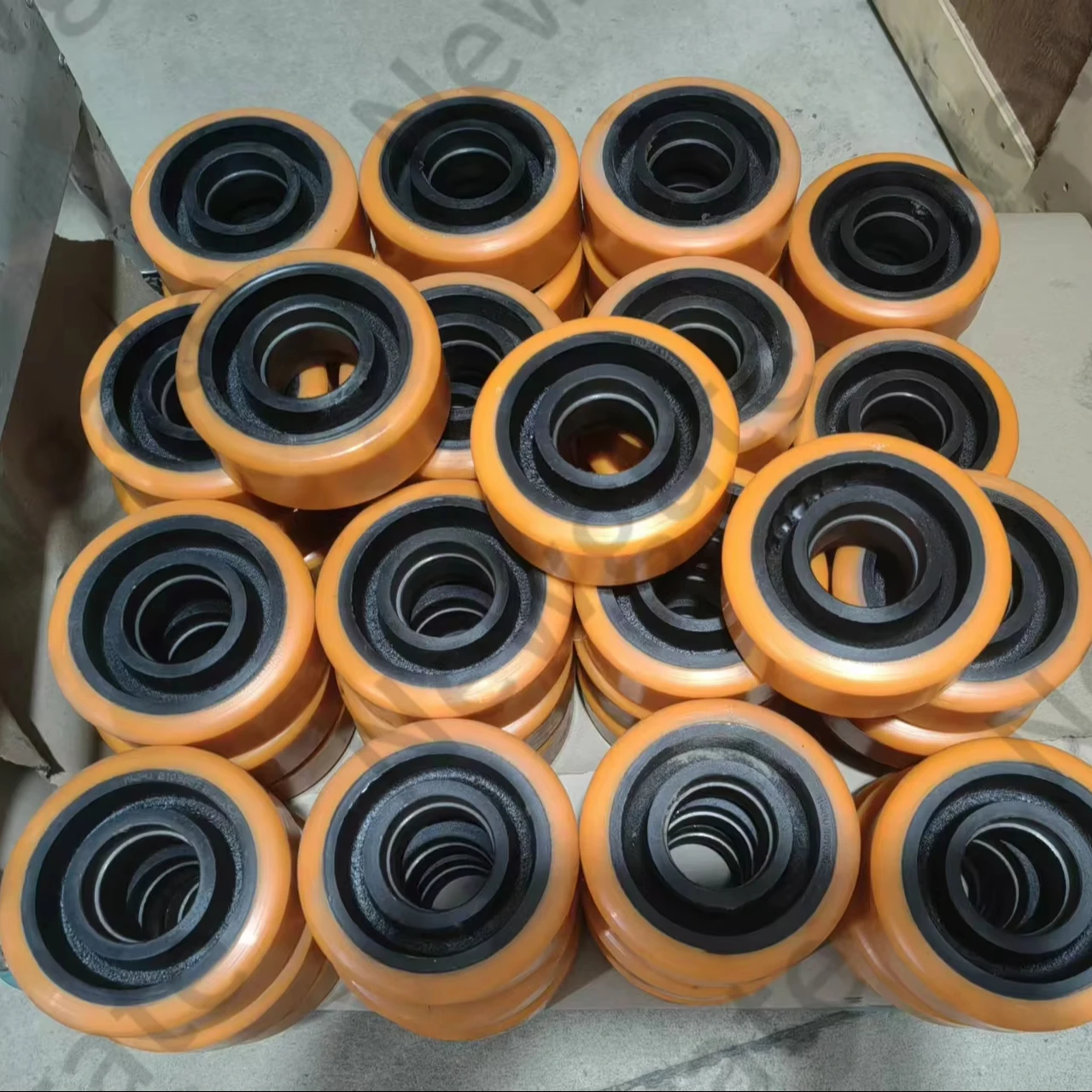 

forklift spare parts Drive Wheel 343mm x 114mm x 90mm 51754648 50262633 for jungheinrich forklift parts