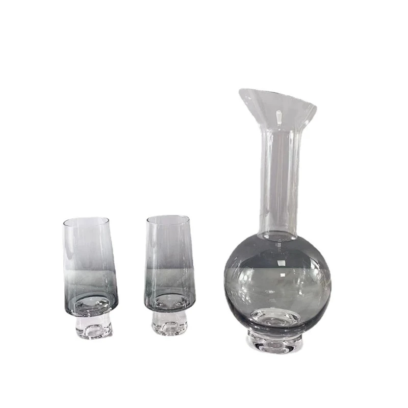 

Modern diagonal wine set glass wine glass model room