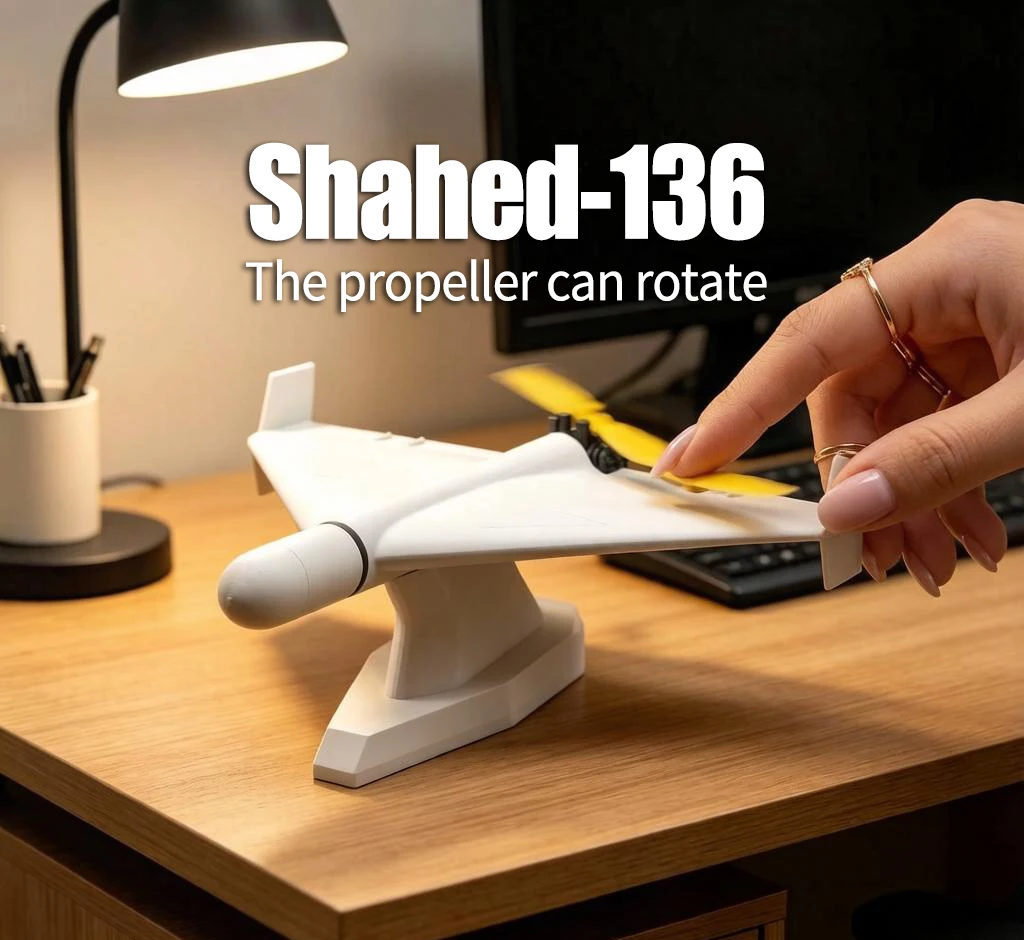 Shahed 136 Flying Mini-Motorcycle Drone Model, Propellers Can Be Rotated Manually or by Wind, Realistic Military Ornament, Car Decoration, Personalized Car Roof Decoration, Hard-Core Desktop Gift, Military Enthusiast Collectible Model, Movable Propellers, Birthday Gift for Boys