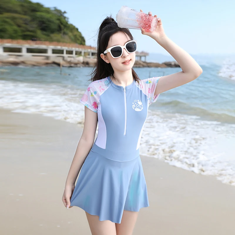 2024Korean Summer One-piece Skirt Swimsuit Beach Sunscreen Swimwear Cute Fashion Middle-aged Kids Girls Swimwear Children's Wear