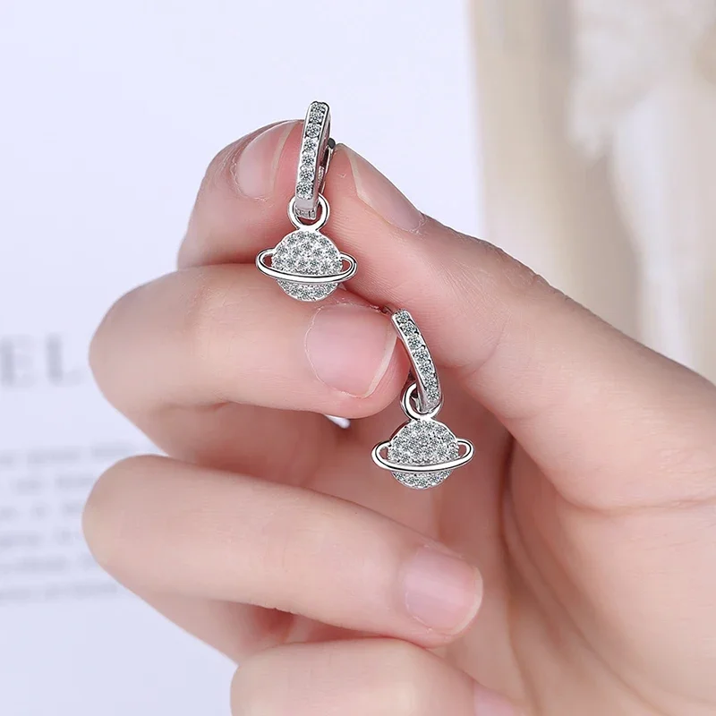 

Креативные серьги-кольца Eternal Planet для женщин, блестящие серьги с микро-кристаллами циркона, медные, элегантные, для пирсинга ушей, ювелирные украшения, аксессуар