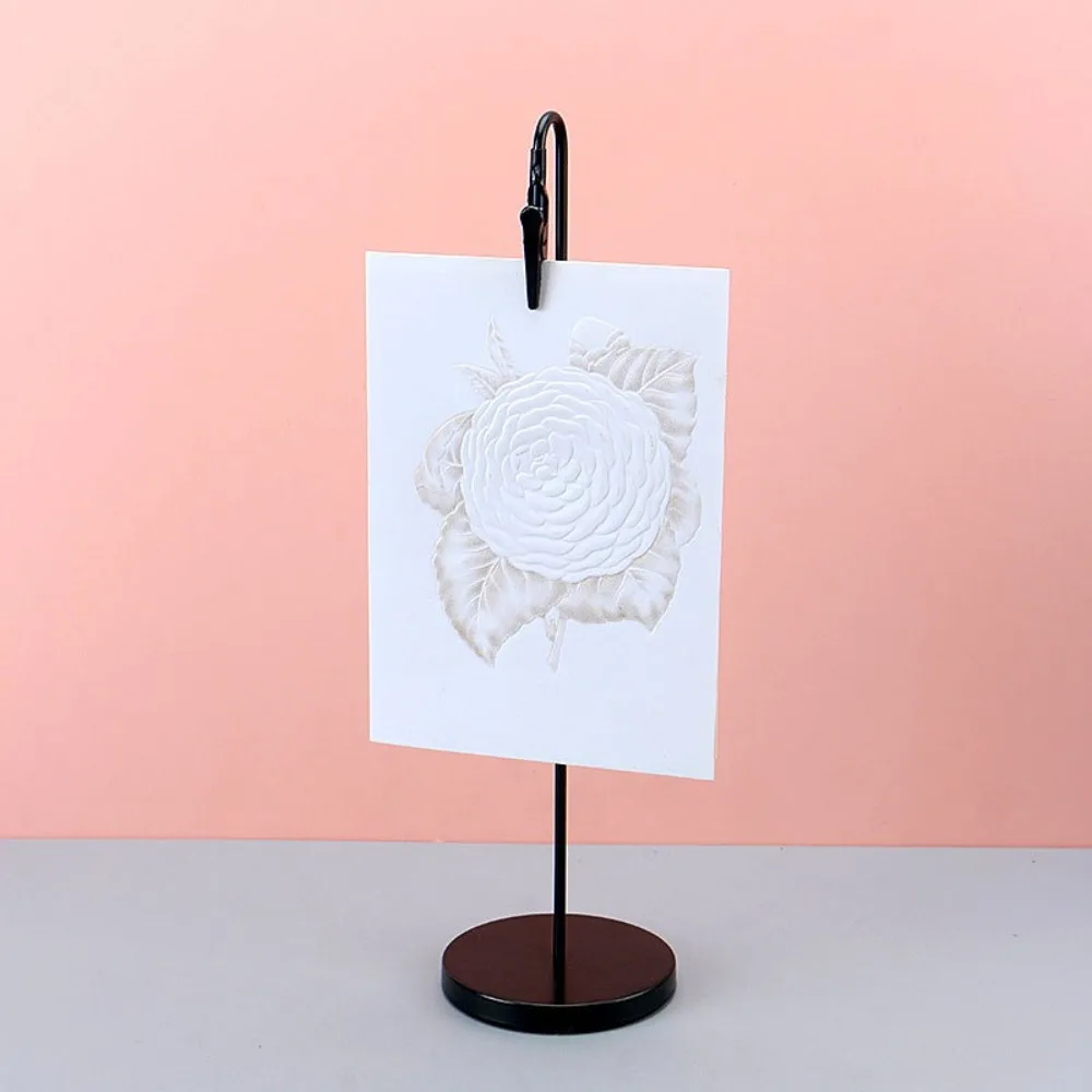 

Romantic Black Clamps Metal Place Card Holder Non-Slip Base Elegant Photo Clip Versatile Memo Stand Corporate Event