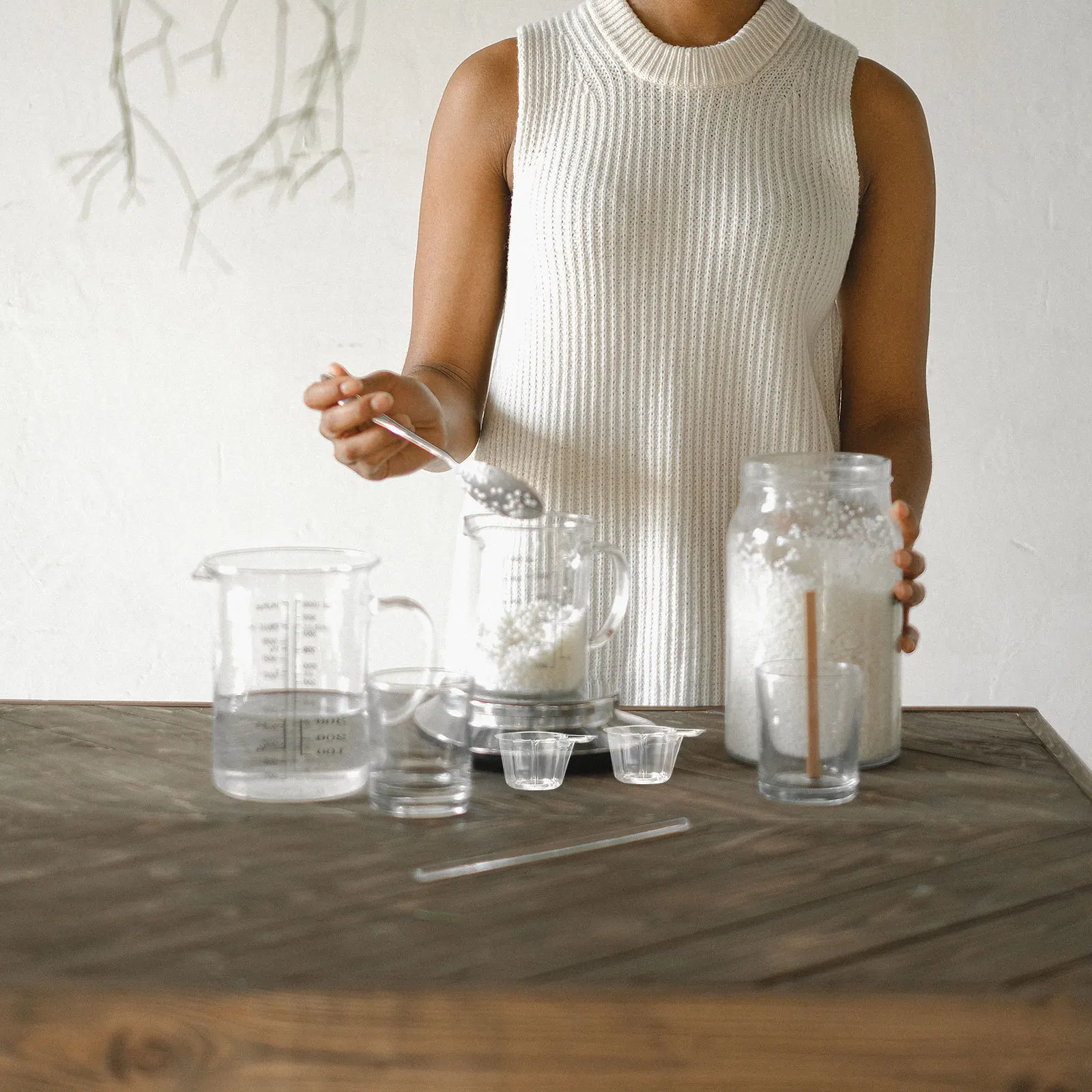 

200pcs Mixing Cups Disposable Plastic Pigment Containers For Diy Epoxy Crafts Stirring Toning Tools Paints Storage Holder