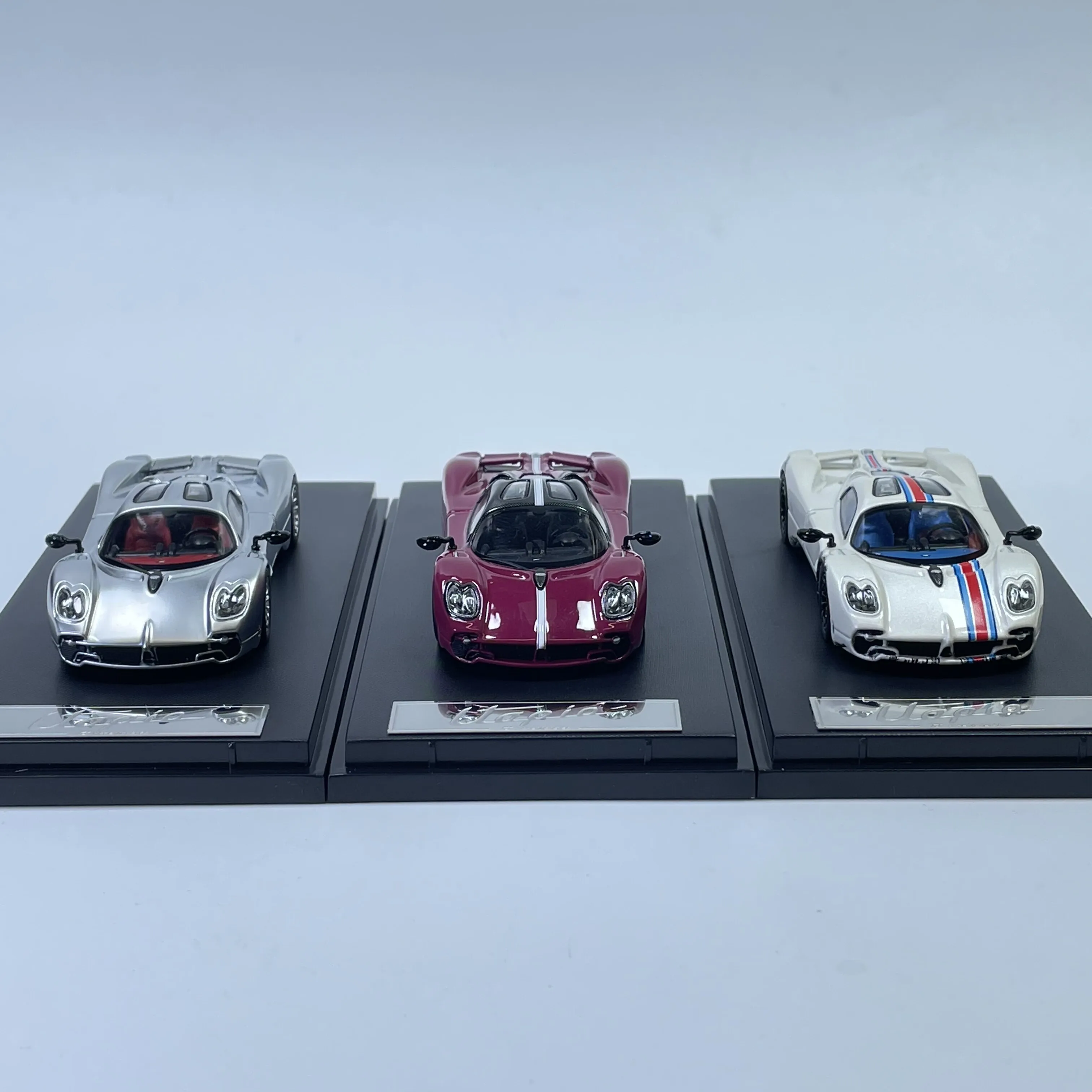 Model Utopia Resin Engine 1:64 Alloy Car Model Simulation Ornament