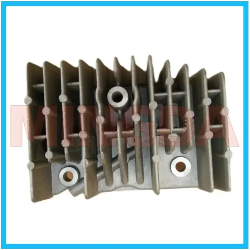 

Правая крышка головки блока цилиндров с тремя клапанами для Lifan Lf110