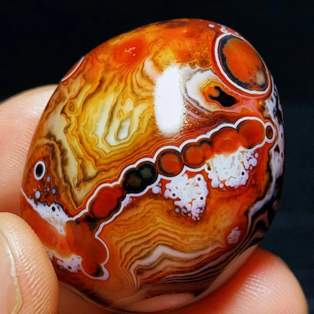 Natural Banded Agate Natural Beauty, Polished Tumbled, Banded Pattern, Collector Gift, Crystal Collection, Table Display