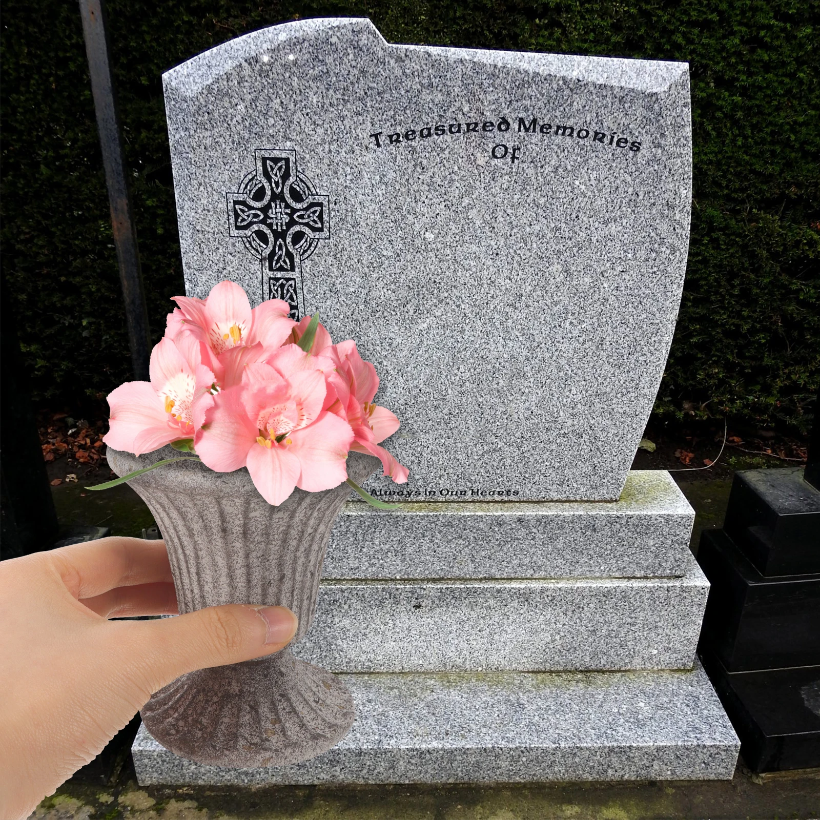 

Sturdy Iron Memorial Vase for Graves Beautiful Decorative Cemetery Flower Holder Perfect for Funerals Outdoor Events Grave