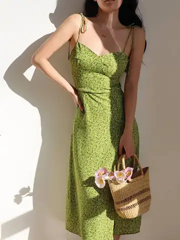 French Waist Cinching 2024 Summer New Women's Clothing Green Platycodon Grandiflorum Flower Beach Vacation Sling Dress KSII