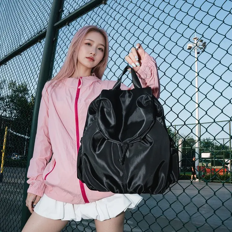 

2025 Winter 552 New Folded Puff Backpack Casual Commuter Fashion Backpack Lightweight Large Capacity Versatile