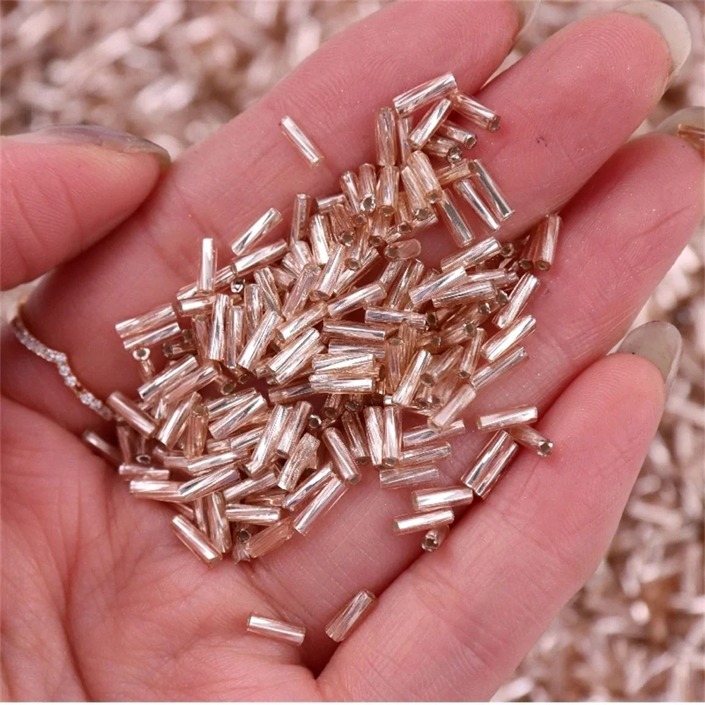 300 Stück 11/0 Röhrenperlen 2x6mm Twist Bugles Glasperlen Helical Seedbeads für DIY Armband Schmuck Kleid Herstellung Bekleidungszubehör – Detail 1