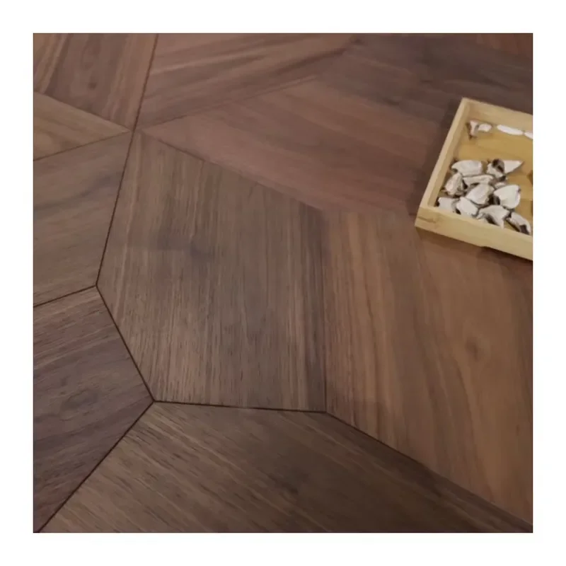 Engineered Wood Floor Customized Parquet Engineered Wood Flooring for Indoor Easy to Maintain Flower Shape Wood Floor