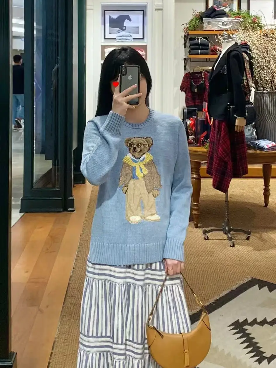 Novo outono e inverno clássico bordado céu azul simples cachecol amarelo, ursinho de pelúcia de malha rl pulôver versátil de alta qualidade feminino