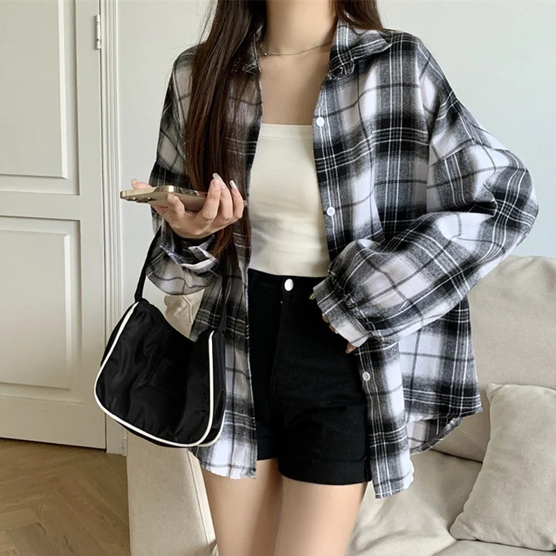 Rimcoy Vintage Plaid Shirt Women Korean Streetwear All Match Single Breasted Blouse Woman Preppy Style Loose Check Shirts Female