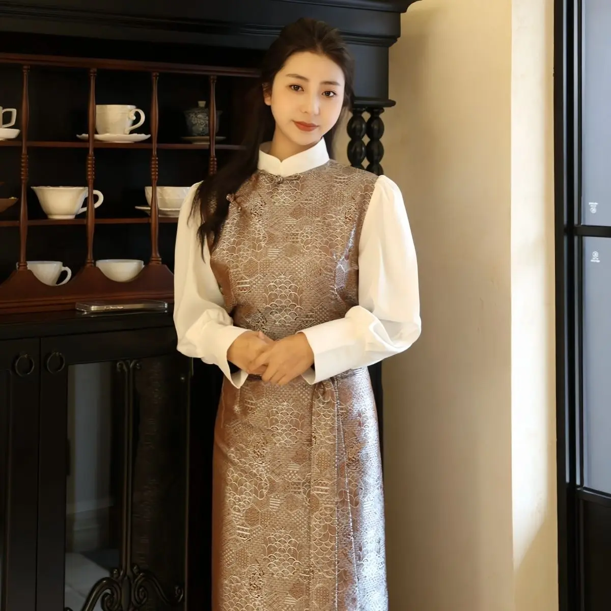 2025 Lhasa Tibetan women's Bola summer new ethnic fake two Tibetan clothes