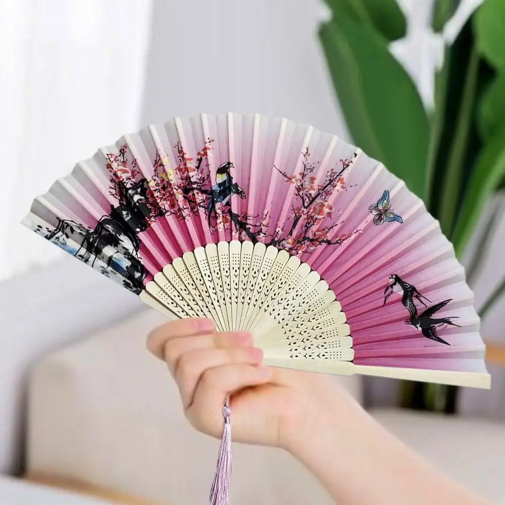 Chinese Silk Folding Fan Vintage Style Silk Folding Fan Wooden Shank Classical Dance Fan Tassel Elegent Female Fan Home Decor