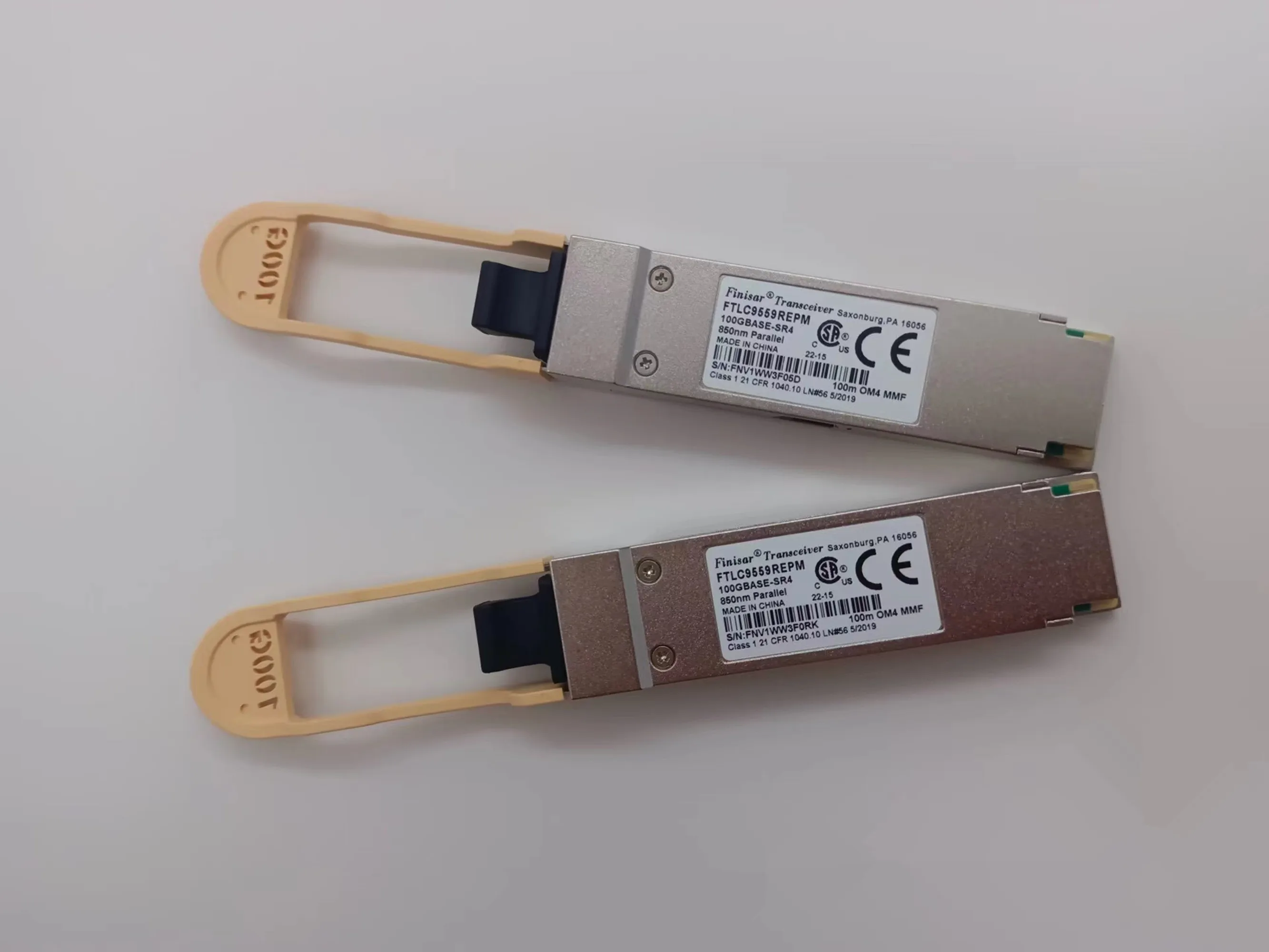 Finisar 100GB QSFP Fiber Optical Module FTLC9558REPM 100GBASE-SR4 100M OM4 MMF/QSFP 100G Fiber Transceiver